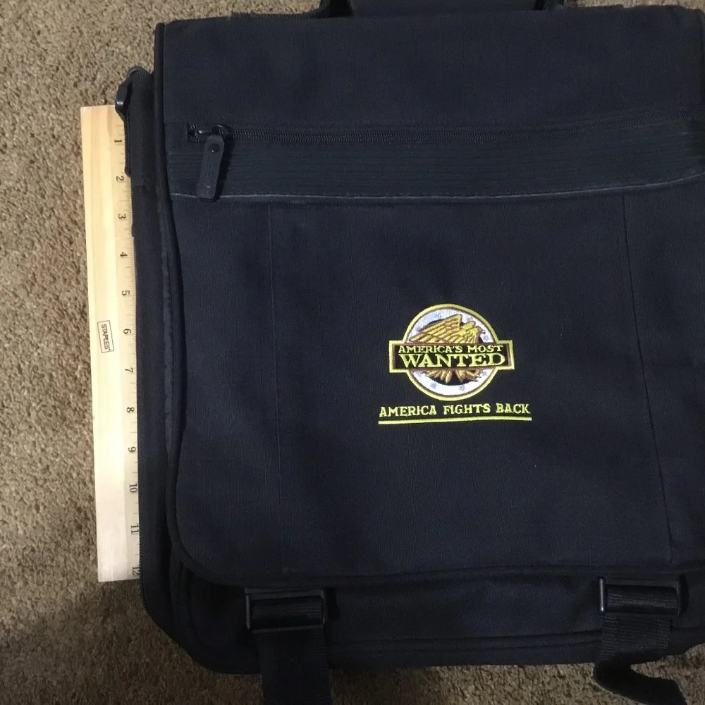 Lap Top Computer Bag America’s Most Wanted Unique & Nice!